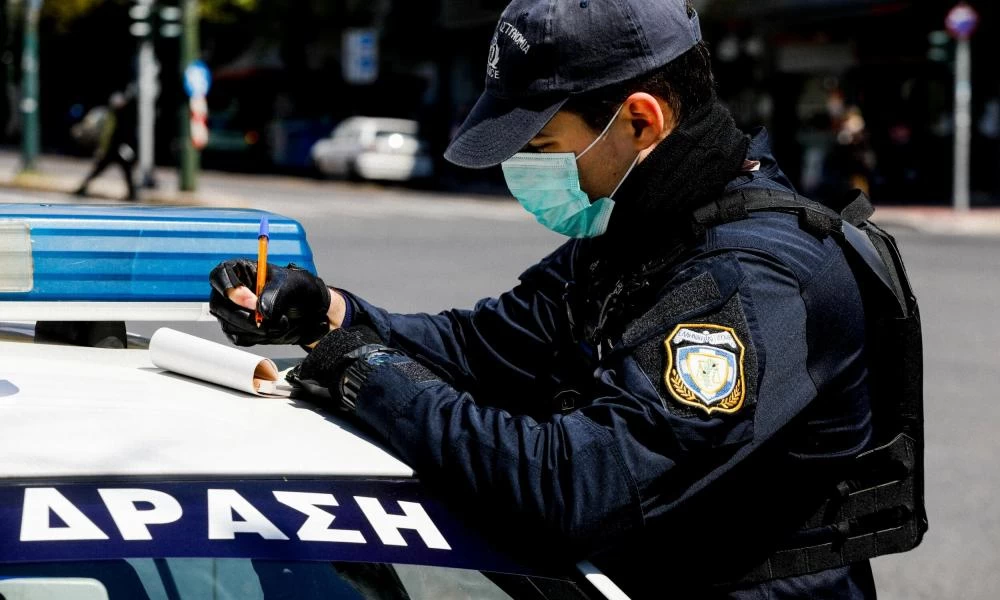 Κορονοϊός: «Βροχή» την Τετάρτη τα πρόστιμα για τα περιοριστικά μέτρα